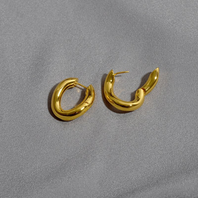 Chunky Oval Hoop Earrings | Exaggerated Oval Huggies - Jewelry & Accessories - Earrings - Hoops | EarReplaceable