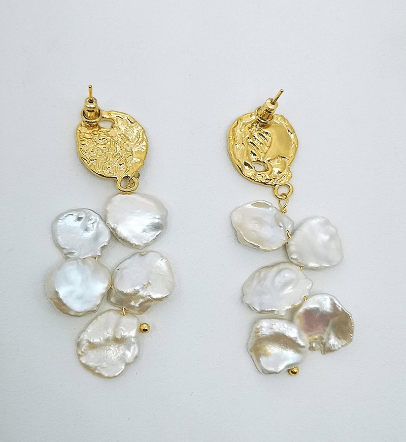 Baroque Pearl Drop Earrings - Jewelry & Accessories - Earrings - Drop | EarReplaceable Jewelry