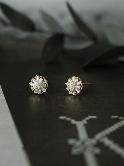 Delicate Flower Inlaid Zircon Ear Studs - Jewelry & Accessories - Earrings | EarReplaceable Jewelry